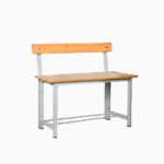 Bancos de madera con respaldo